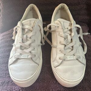 UGG Denele WomenLeather Platform Sneakers White Size 9 1121572